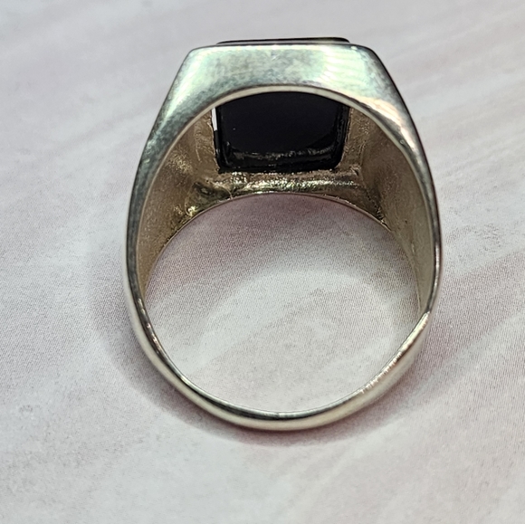 Vintage Men's Onyx and Sterling Cigar Band Ring - Picture 7 of 7